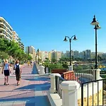 Contemporary, Luxury With Valletta And Harbour Views 아파트 슬리에마