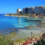 아파트 Contemporary, Luxury With Valletta And Harbour Views