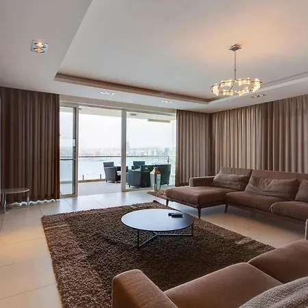 Contemporary, Luxury With Valletta And Harbour Views 公寓 *