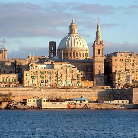 Contemporary, Luxury With Valletta And Harbour Views סליאמה