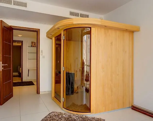 Contemporary, Luxury With Valletta And Harbour Views 아파트 *