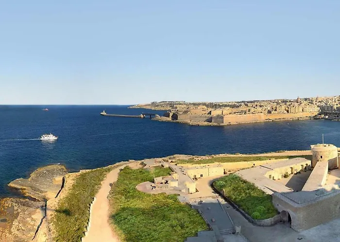 아파트 Contemporary, Luxury With Valletta And Harbour Views 슬리에마