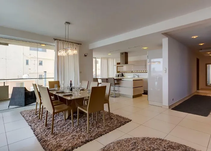 Contemporary, Luxury With Valletta And Harbour Views