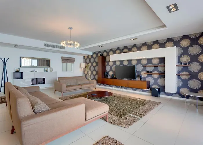 Contemporary, Luxury With Valletta And Harbour Views *